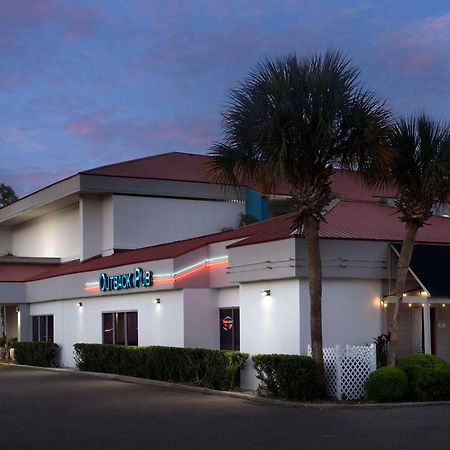 Quality Inn Atlantic Beach-Mayo Clinic Jax Area Экстерьер фото