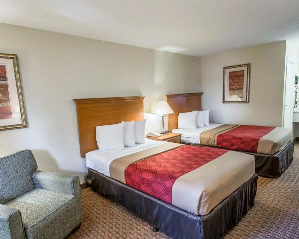 Quality Inn Atlantic Beach-Mayo Clinic Jax Area Экстерьер фото